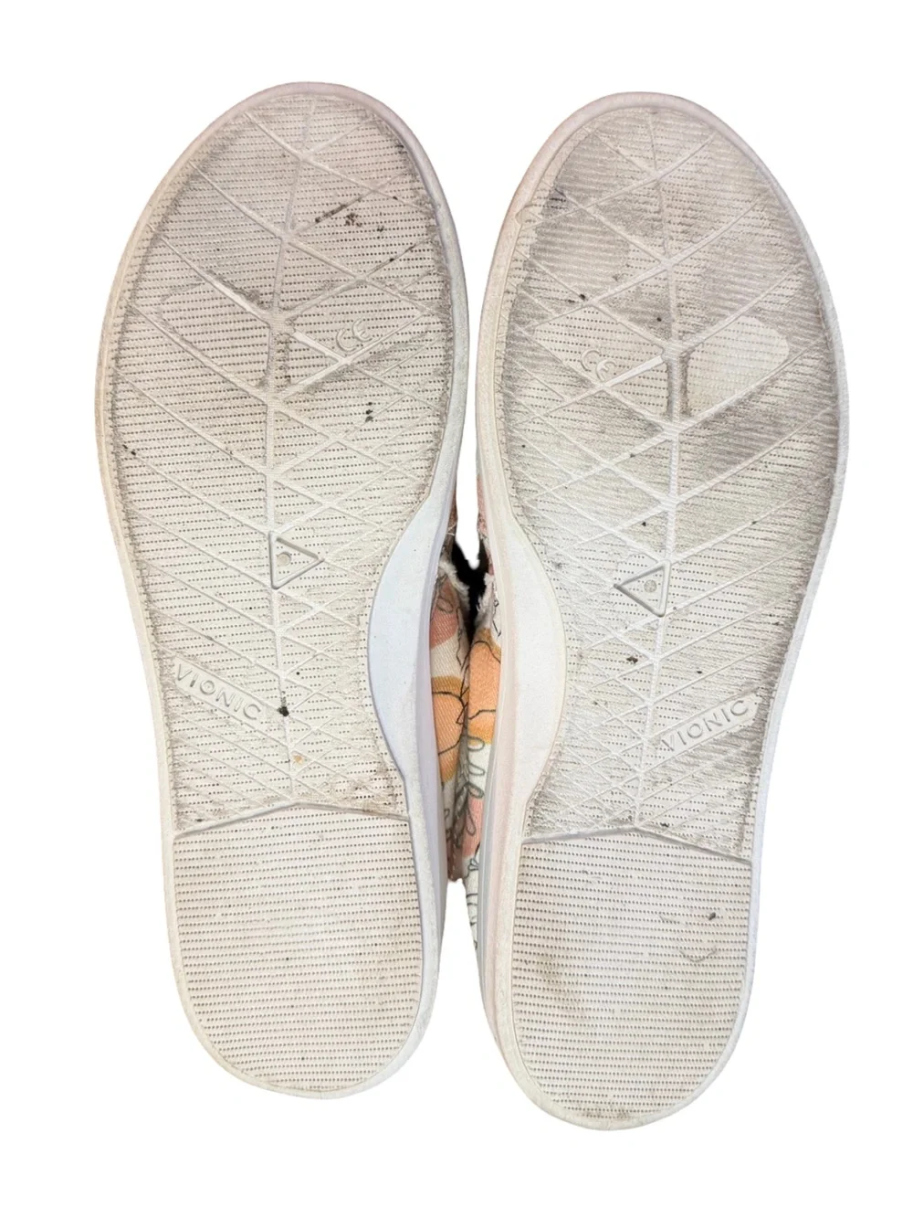 Vionic Malibu Canvas Slip-On Sneaker Peach Floral Botanical Print Women’s Size 8
